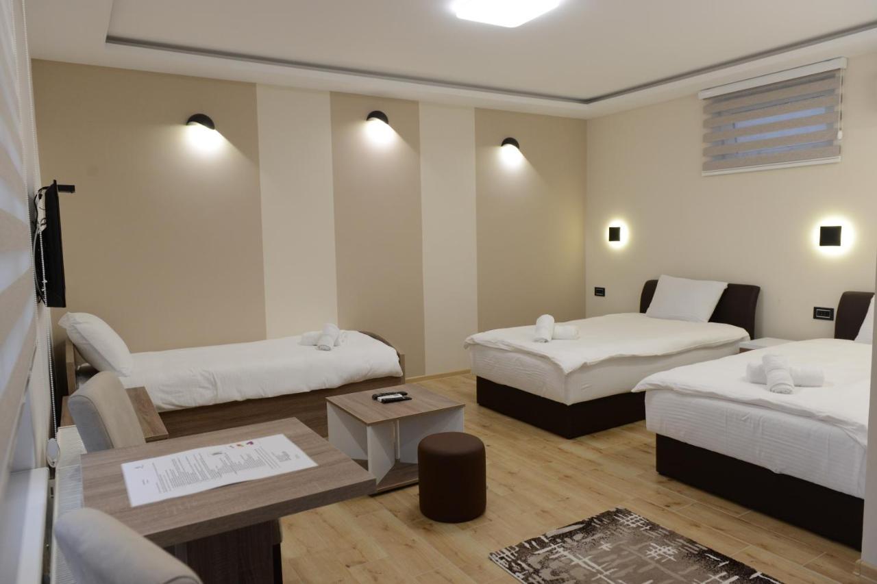 Kovac Residence ズレニャニン エクステリア 写真