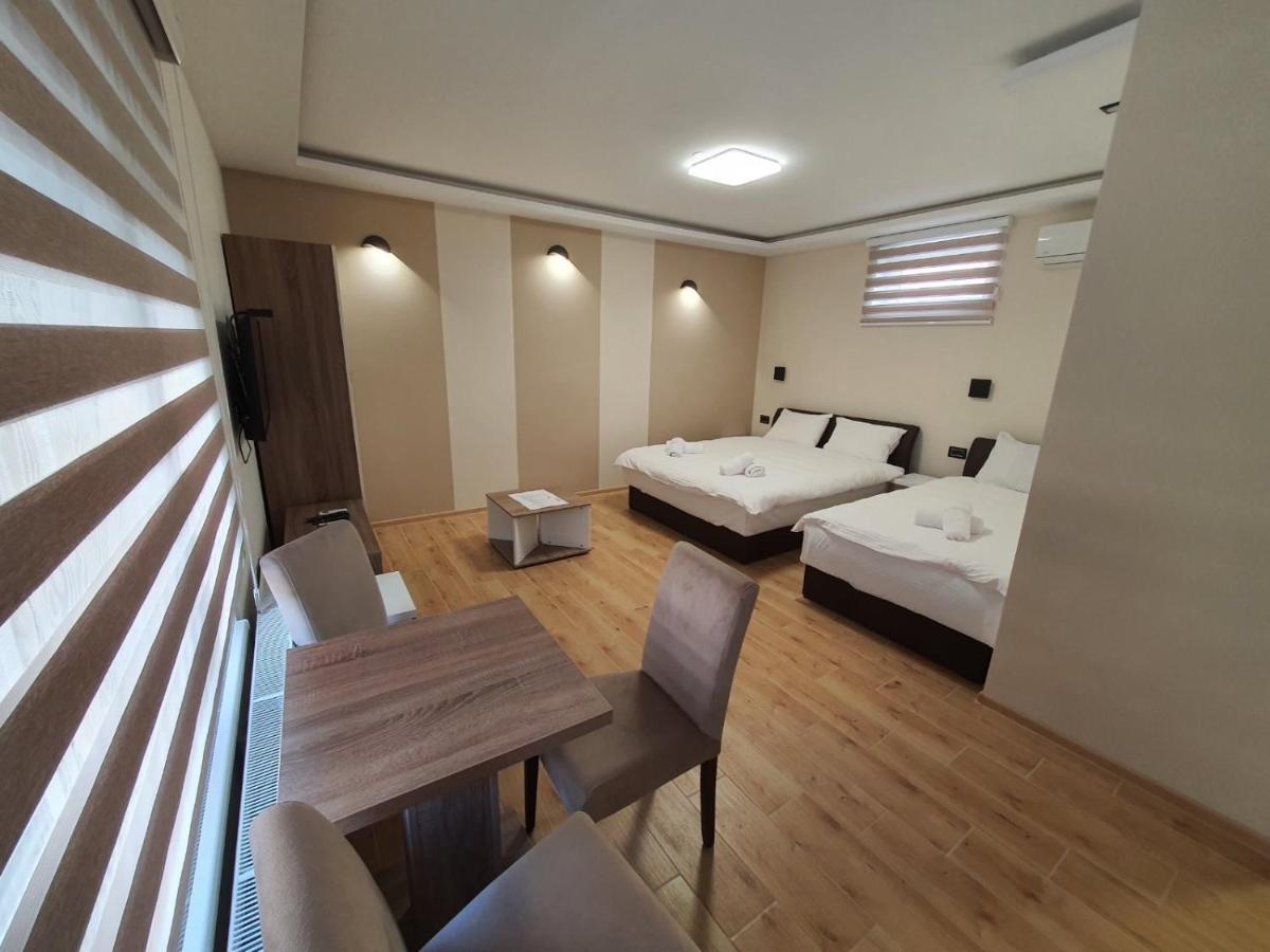 Kovac Residence ズレニャニン エクステリア 写真
