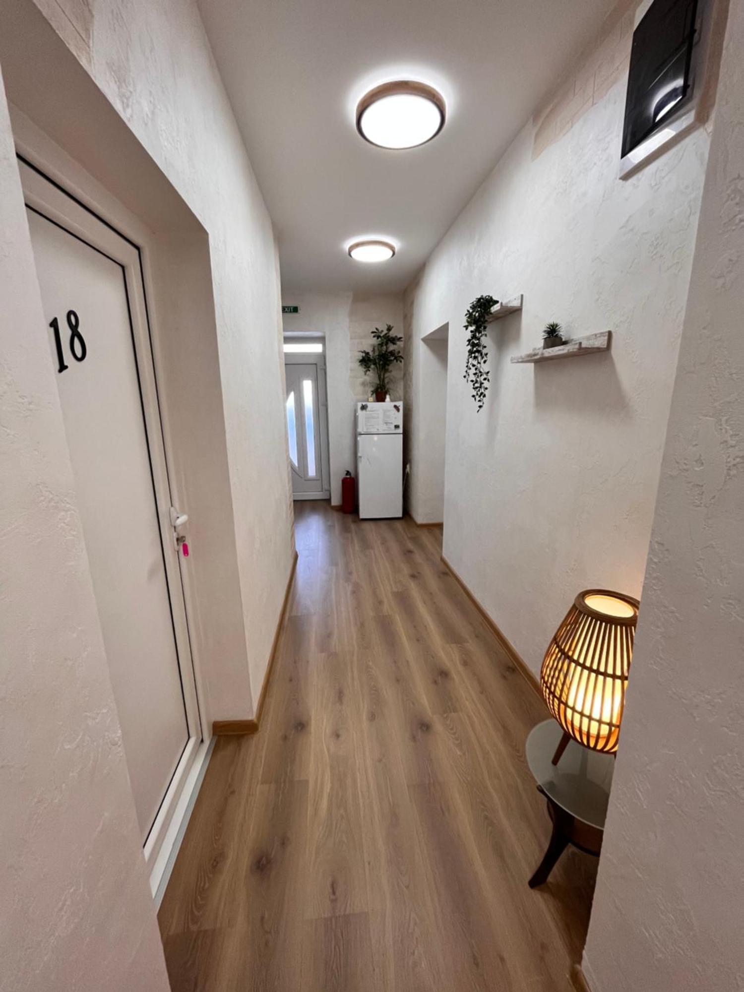 Kovac Residence ズレニャニン エクステリア 写真